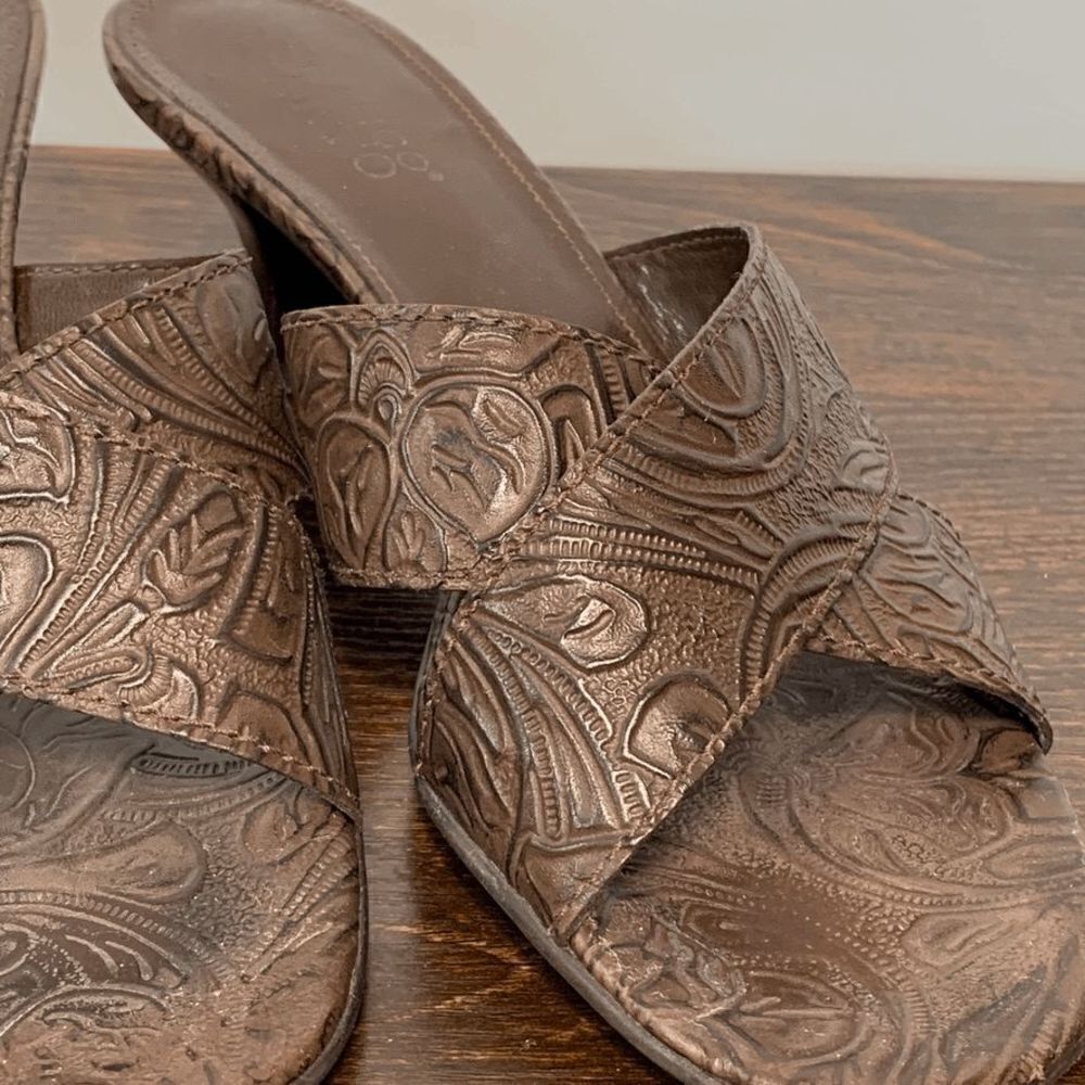 Franco Sarto Women's Leather Mule Heels Slip On Brown Size 8.5M - Picture 2 of 10